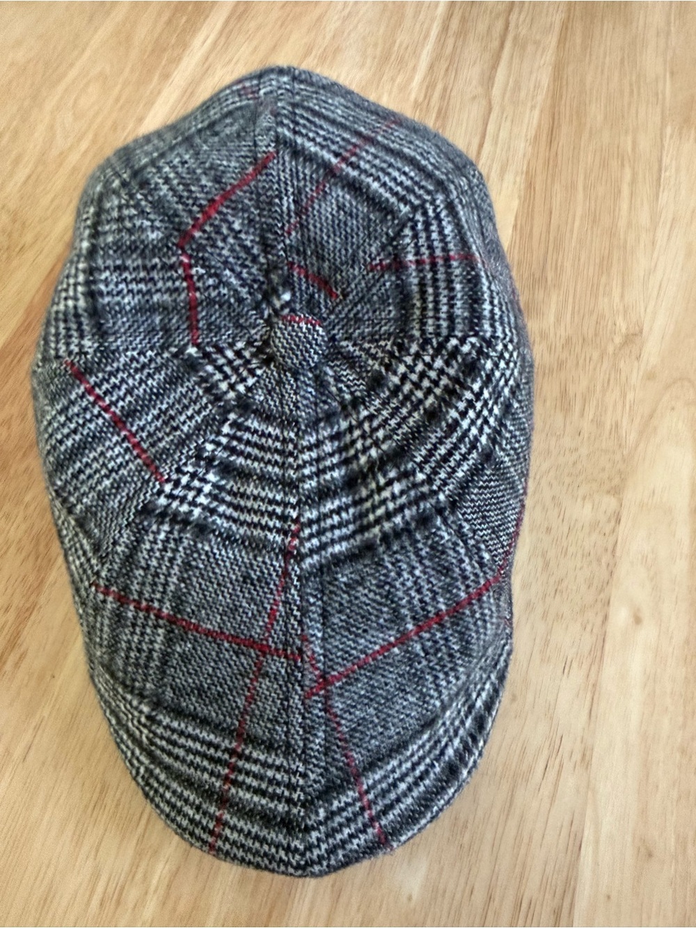 Men's Gray Sunday Boston Scally Cap with Red Windowpane